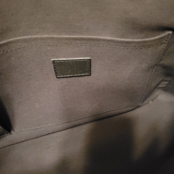 Reduced! Louis Vuitton Black Epi Segur MM Satchel - Picture 10 of 14